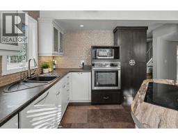 236 Cedarwood Park Sw, Calgary, AB T2W5T6 Photo 11