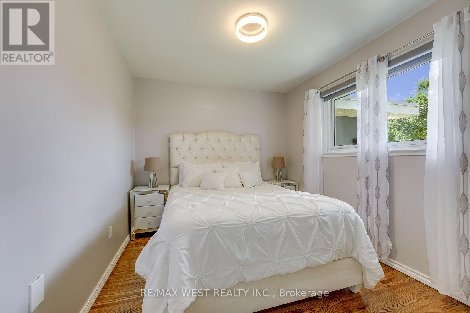 6 MILLVIEW COURT - Image 31