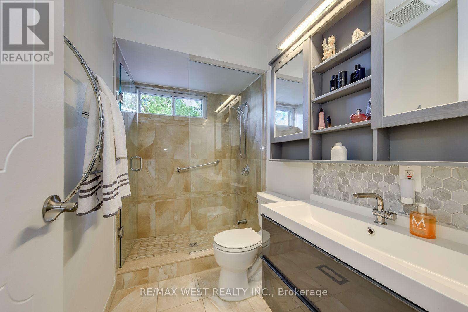 6 MILLVIEW COURT - Image 36