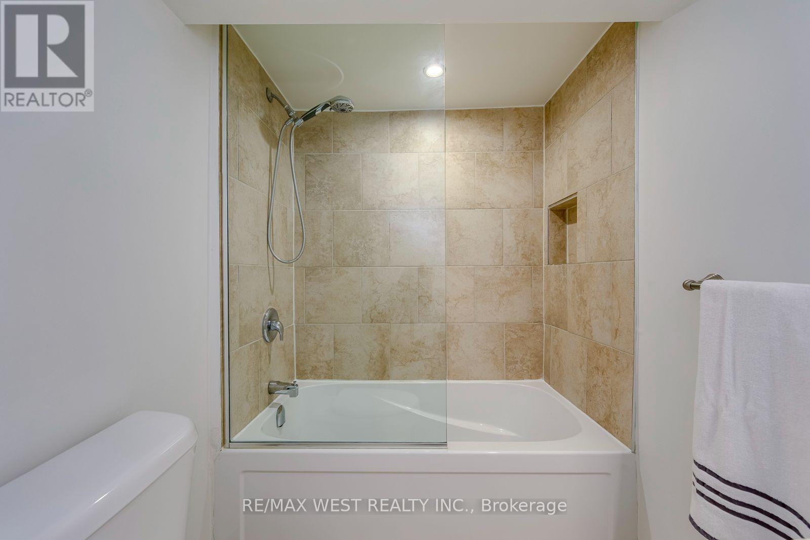 6 MILLVIEW COURT - Image 43