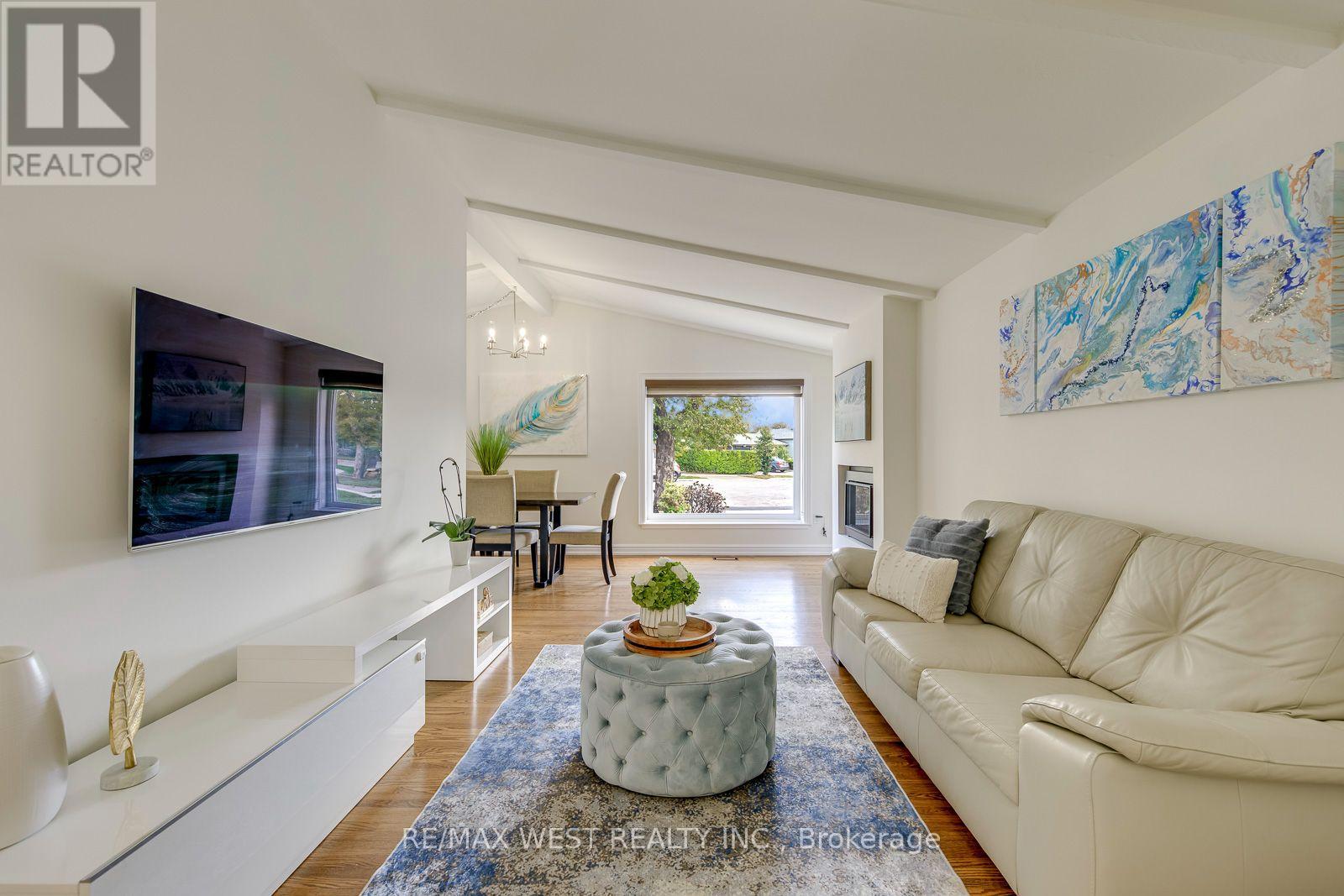 6 MILLVIEW COURT, Toronto (West Humber-Clairville) — photo 9