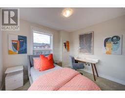 6 - 12 Lytham Green Circle, Newmarket, ON L3X3A8 Photo 34