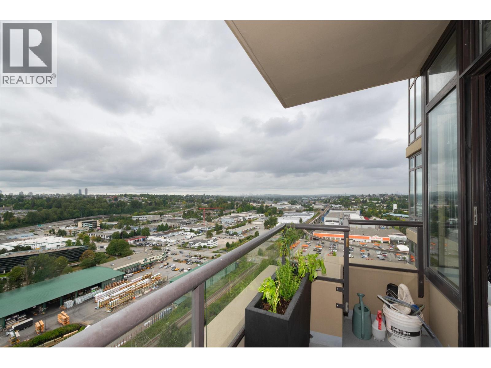 Photo of 2602 2345 MADISON AVENUE 17