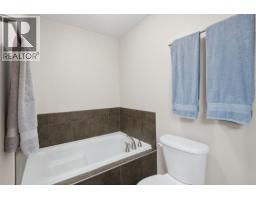 65 11720 Cottonwood Drive, Maple Ridge, BC V2X0G7 Photo 27