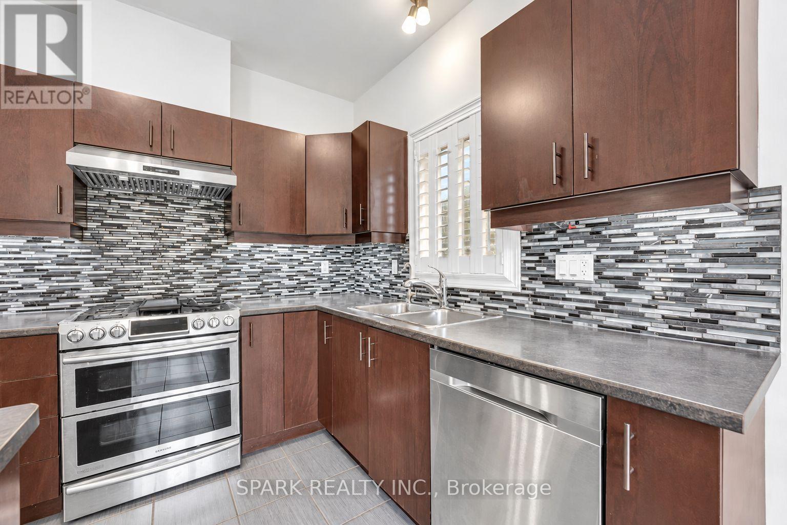 4 CUTTS CRESCENT, Hamilton (Binbrook) — photo 8