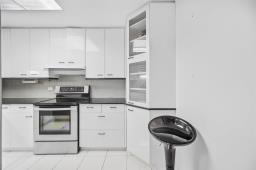 303 200 Tuxedo Avenue, Winnipeg, MB R3P0R3 Photo 21