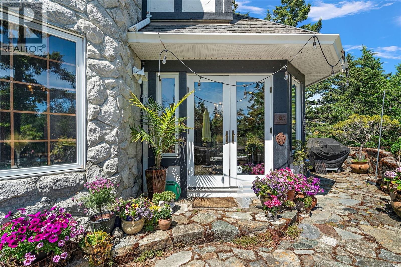 405 Coralee Pl - 48