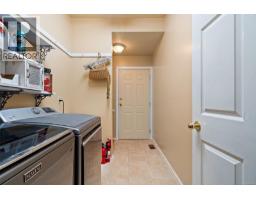 Kitchen - 405 Coralee Pl, Langford, BC V9B6C4 Photo 15