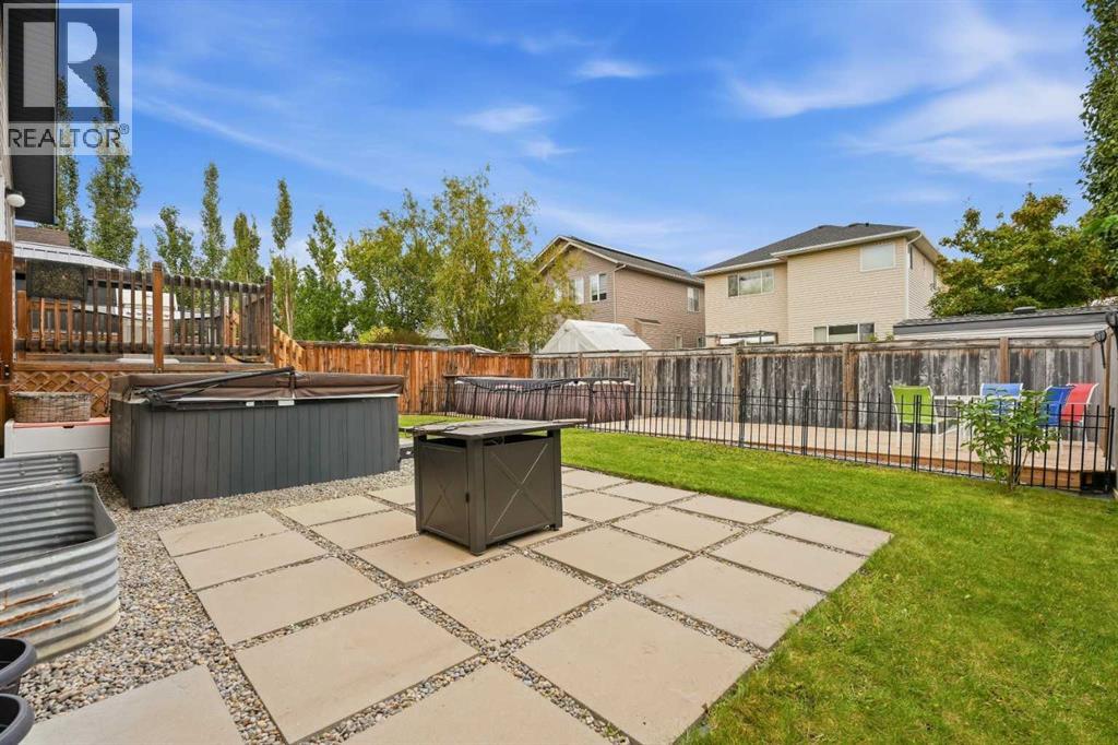 141 Thornfield Close SE - photo 26