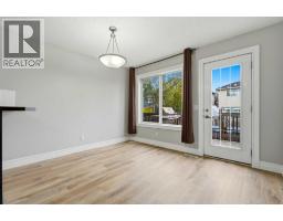 4pc Bathroom - 141 Thornfield Close Se, Airdrie, AB T4A2K8 Photo 10