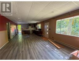 16 Bastien Road, Mindemoya, Manitoulin Island, ON P0P1S0 Photo 11