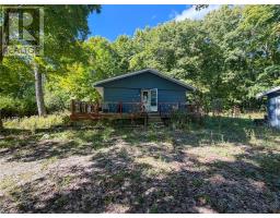 16 Bastien Road, Mindemoya, Manitoulin Island, ON P0P1S0 Photo 7