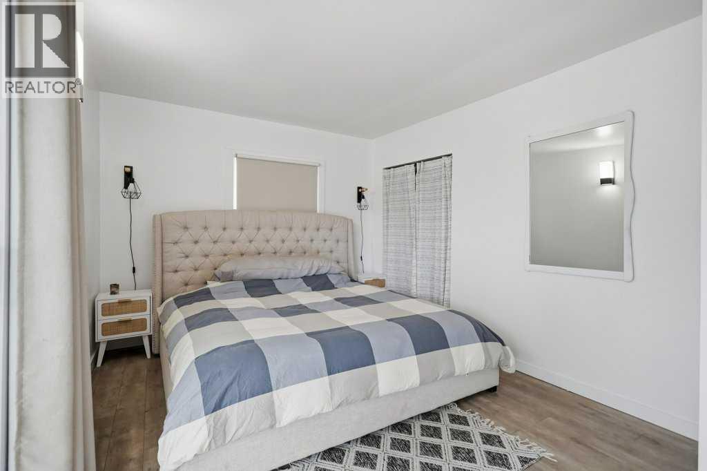 Listing photo – 3513 50 Avenue, Sylvan Lake