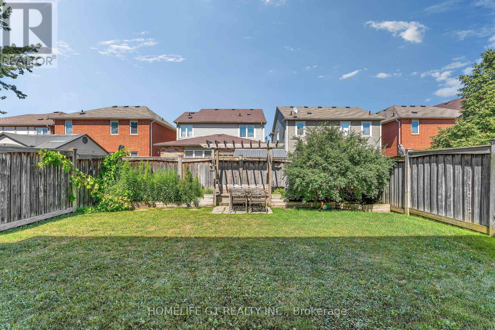 889 CHALLINOR TERRACE - 26