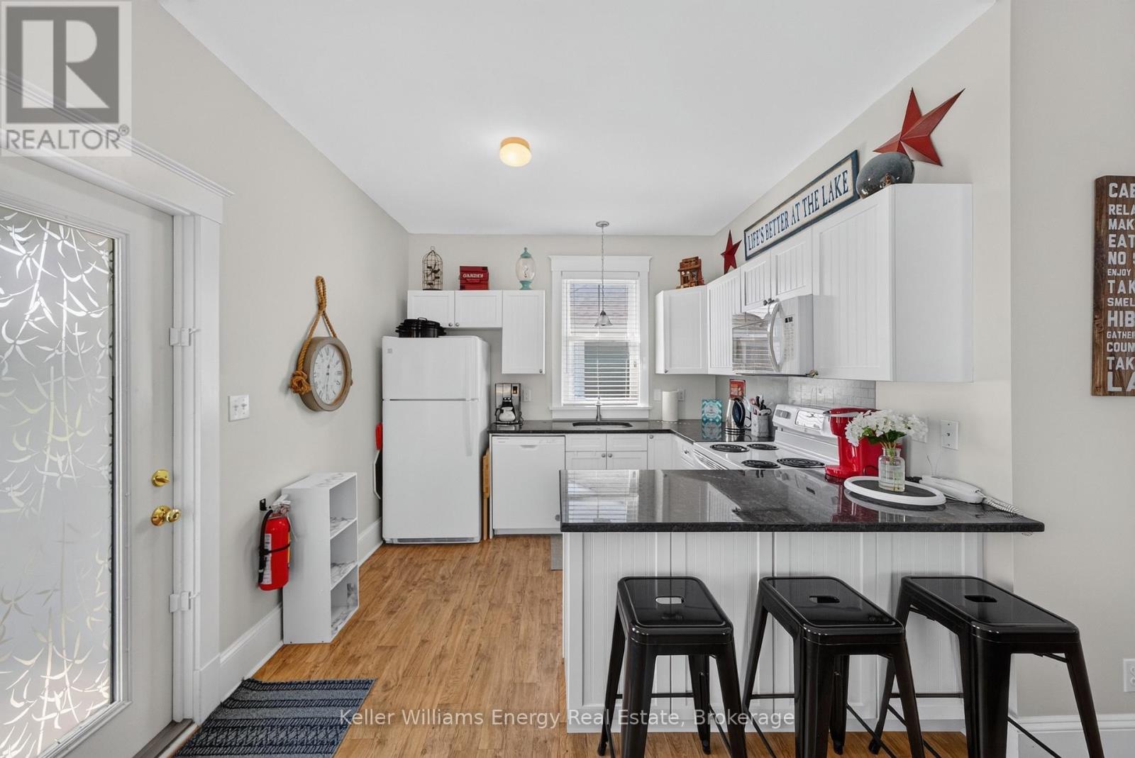 54 - 7 BUTTERNUT LANE, Prince Edward County (Athol Ward) — photo 9