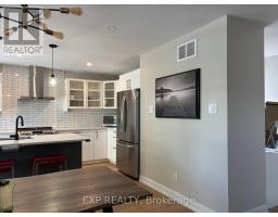 1381 Leigh Crescent, Ottawa, ON K1J8E5 Photo 7