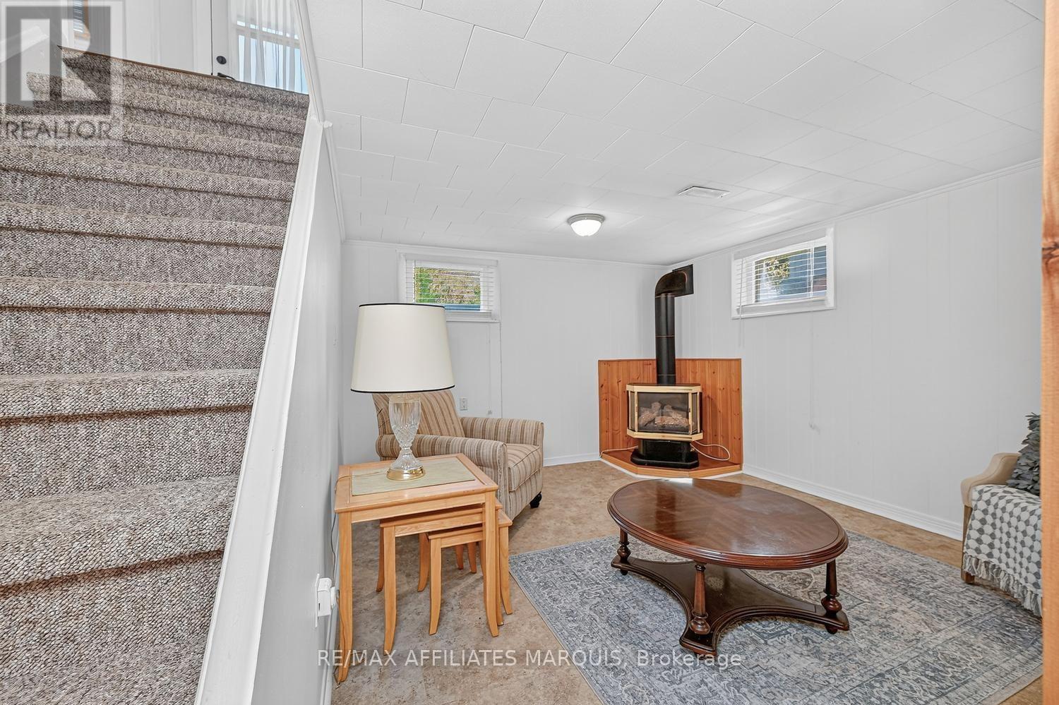 56 MARSHA DRIVE - Image 24