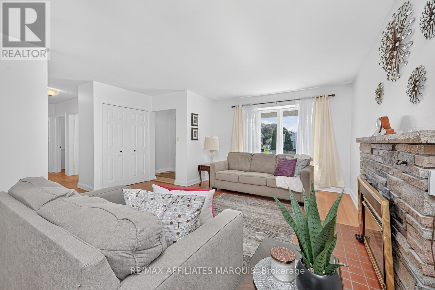 56 MARSHA DRIVE, Smiths Falls — photo 6