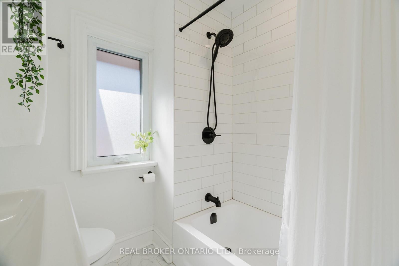 679 COOPER STREET - Image 23