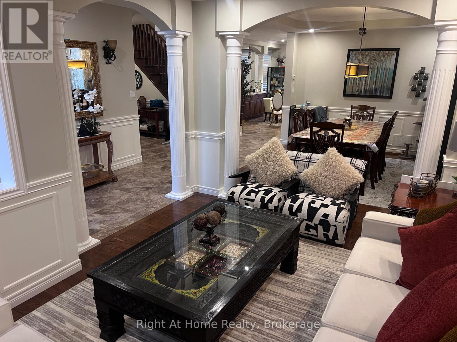UPPER - 52 LORUPE COURT, Hamilton (Meadowlands) — photo 4
