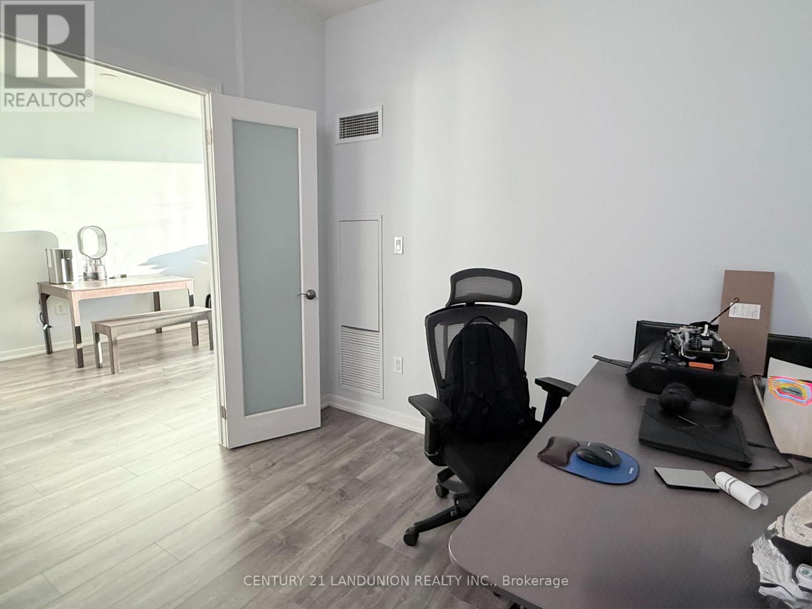 2707 - 70 FOREST MANOR ROAD, Toronto (Henry Farm) — photo 11