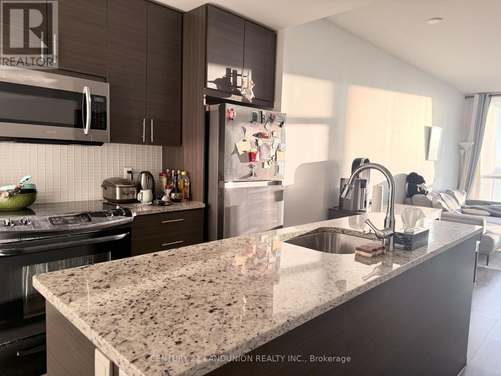 2707 - 70 FOREST MANOR ROAD, Toronto (Henry Farm) — photo 2