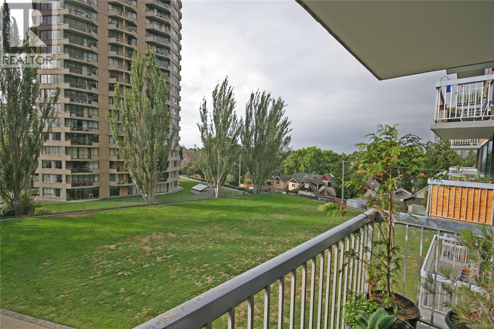 #408 647 Michigan Street, Victoria, British Columbia, V8V1S9, Victoria, British Columbia — photo 3 of 5