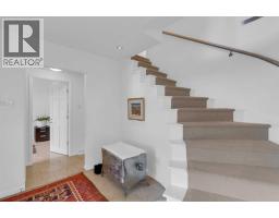 4615 14A Street SW - photo 3