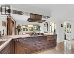 4pc Bathroom - 4615 14a Street Sw, Calgary, AB T2T3Y4 Photo 9