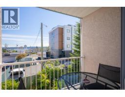 Living room - 305 240 Milton St, Nanaimo, BC V9R2K6 Photo 8