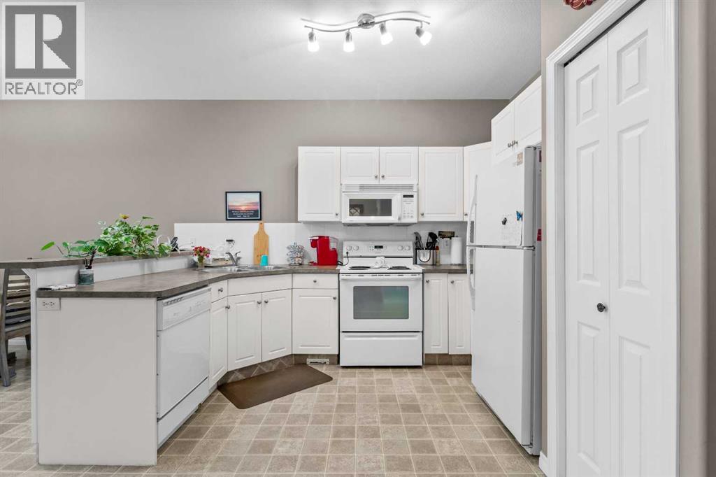 Listing photo – 2, 939 Ramage Crescent, Red Deer