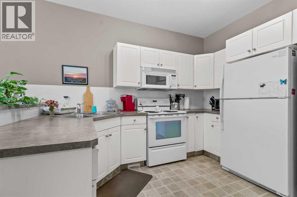 Listing photo – 2, 939 Ramage Crescent, Red Deer
