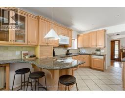 30 Baby Point Road, Toronto, ON M6S2G1 Photo 11