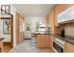 30 Baby Point Road, Toronto, ON M6S2G1 Photo 12