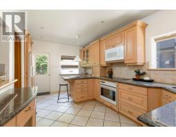 30 Baby Point Road, Toronto, ON M6S2G1 Photo 13