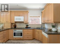 30 Baby Point Road, Toronto, ON M6S2G1 Photo 14