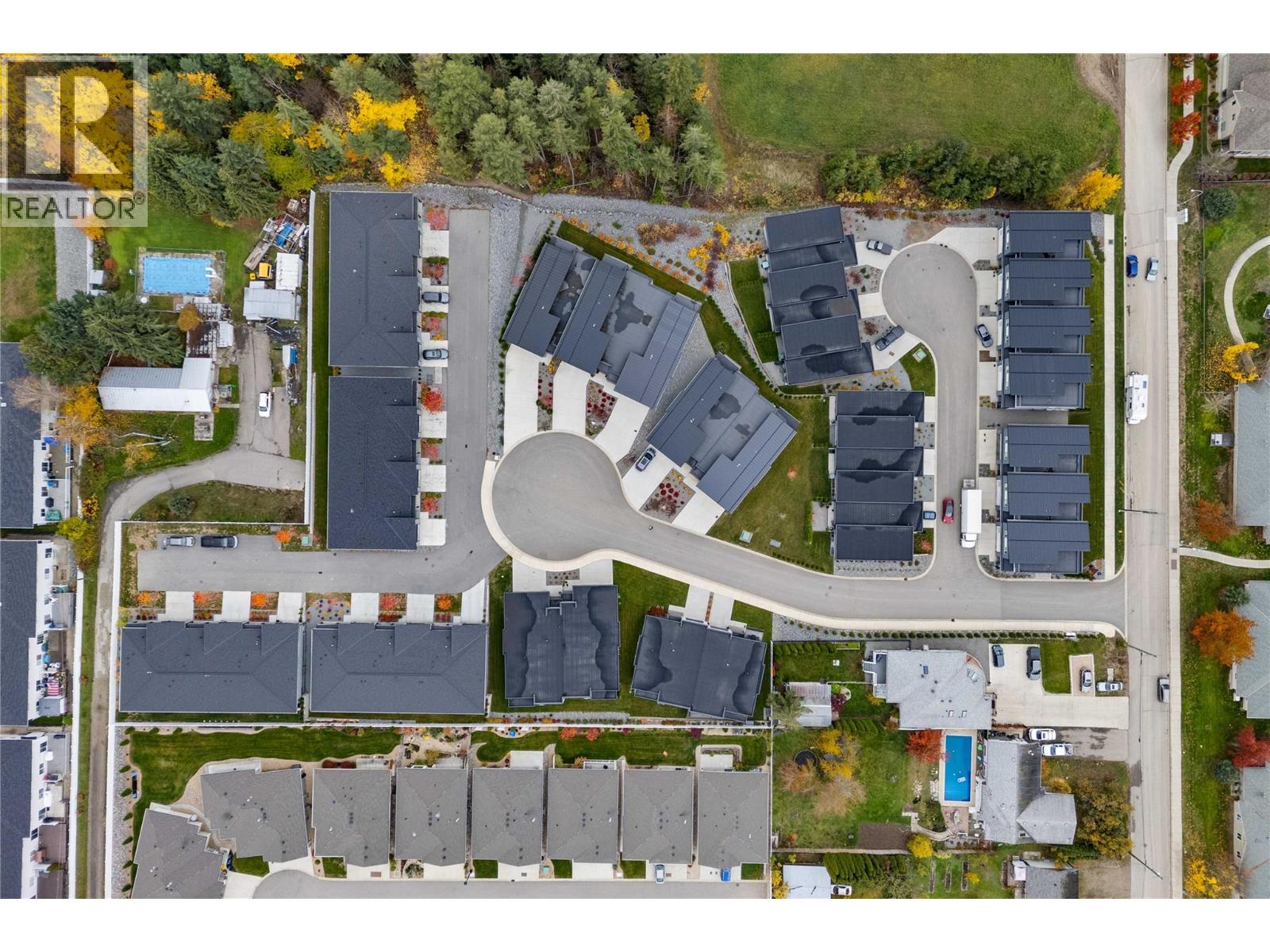 #9 2810 15 Avenue NE - 48