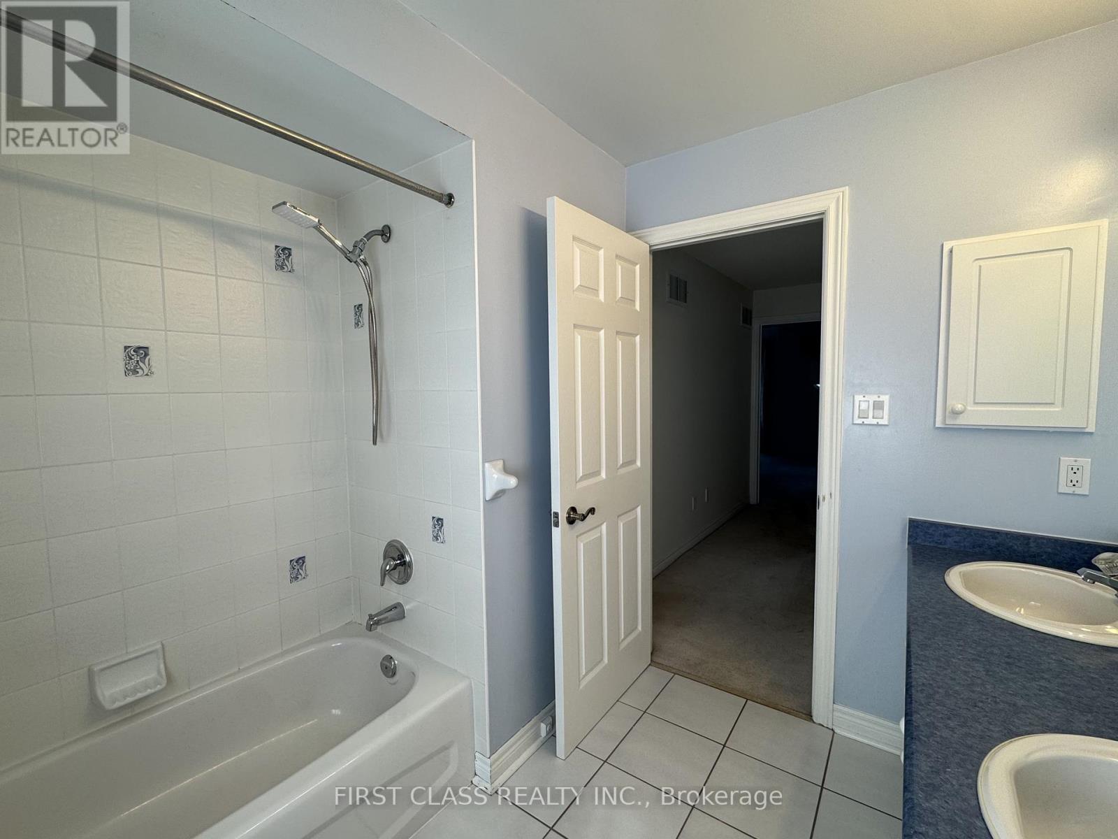 17 MAGGS STREET, Ajax (Central West) — photo 8
