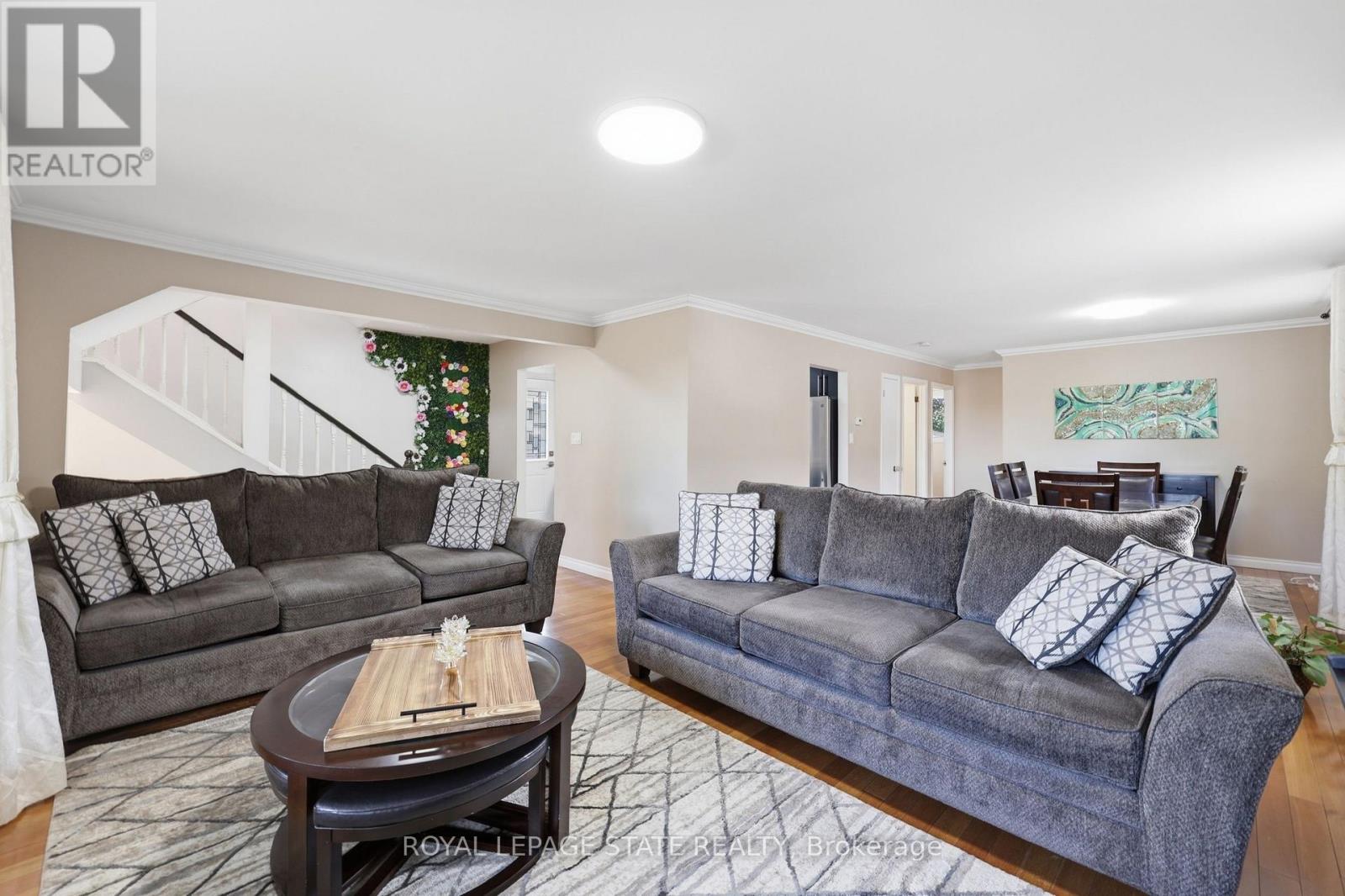 63 FOLKESTONE AVENUE - 14