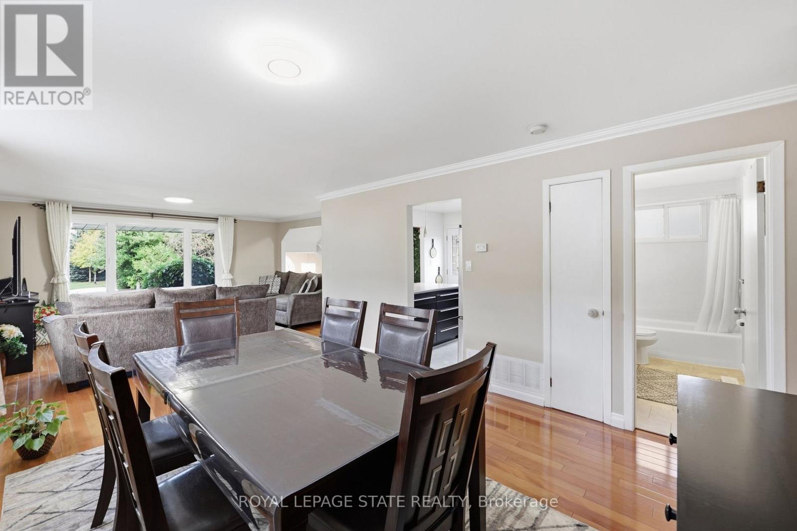 63 FOLKESTONE AVENUE - 18
