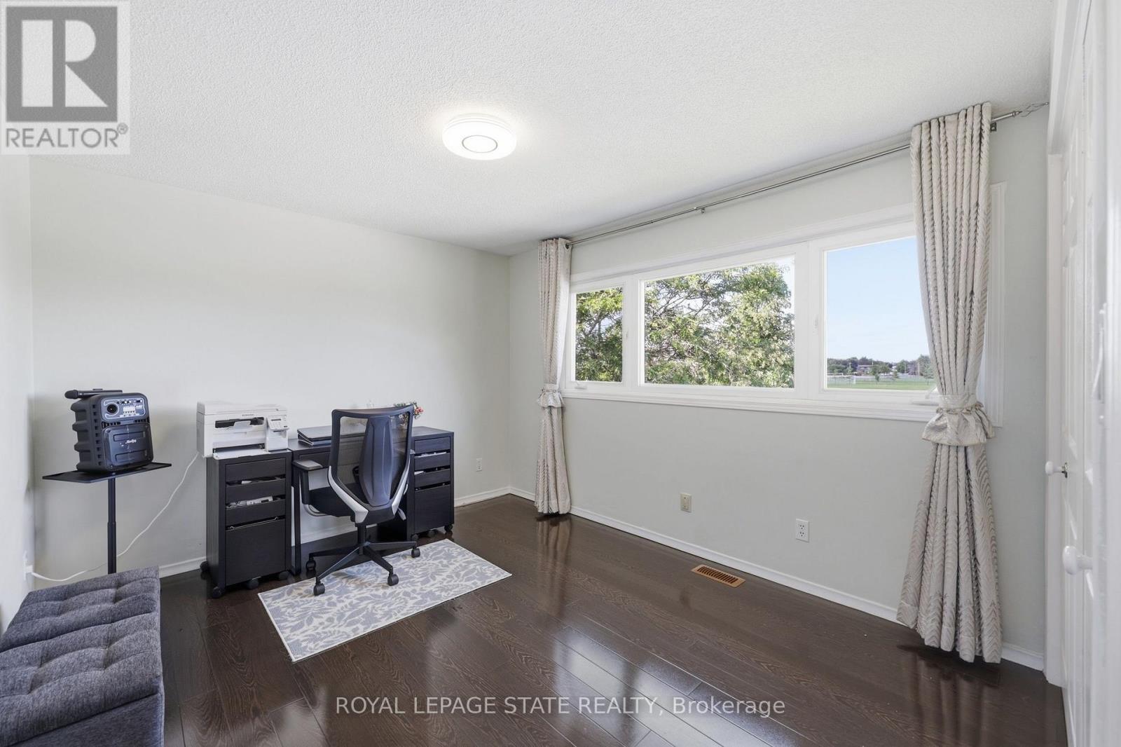 63 FOLKESTONE AVENUE - 21