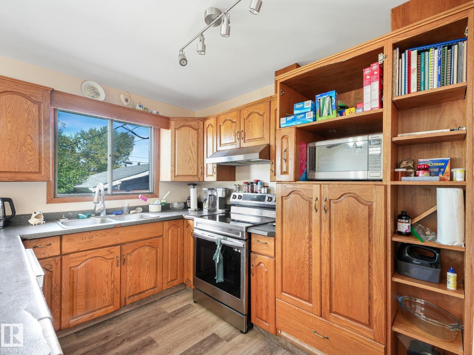 7520 130 AV NW - 40