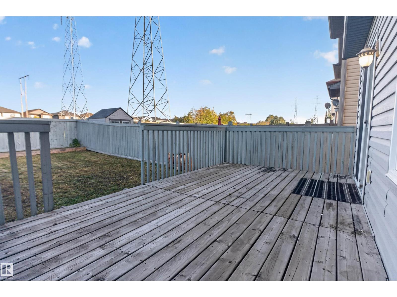 2145 28 ST NW - 33