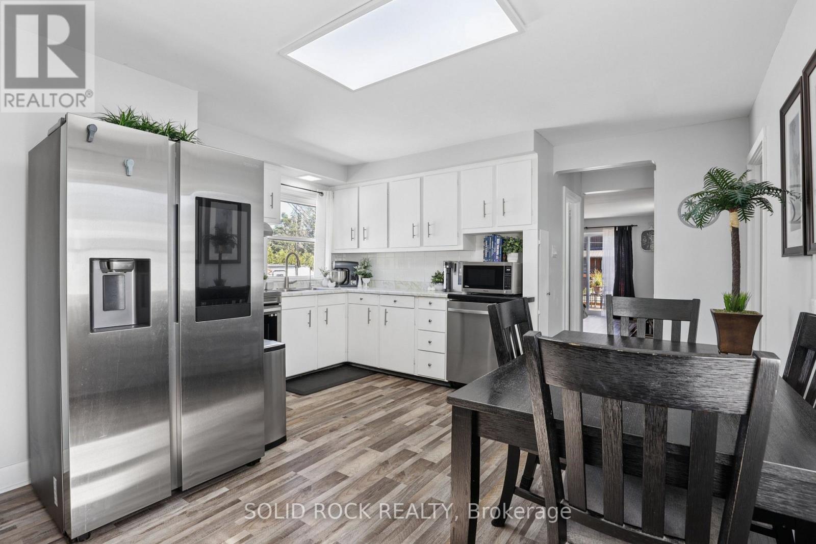 3240 ELIZABETH STREET, Ottawa — photo 9