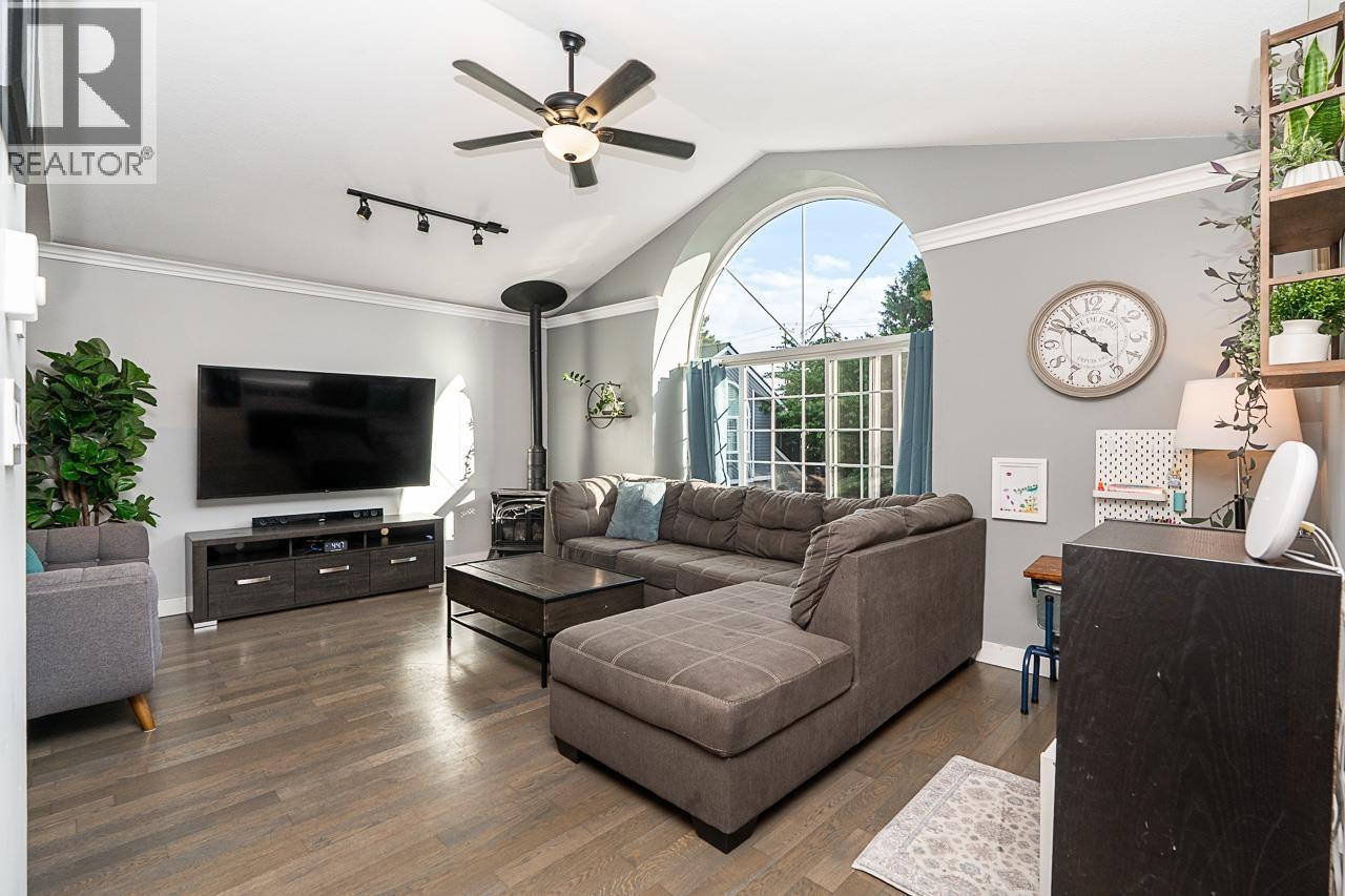 #3-5501 LADNER TRUNK Road, Delta