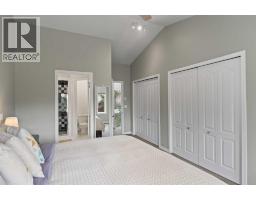 124 38A Avenue SW - photo 12