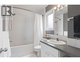 124 38A Avenue SW - photo 17