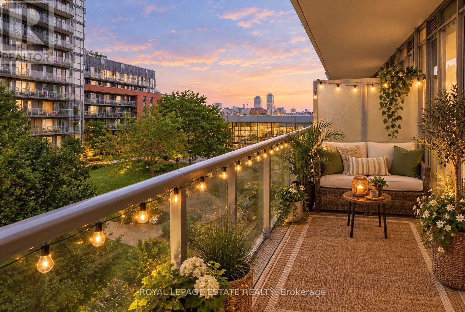 #504 1 COLE STREET - 31