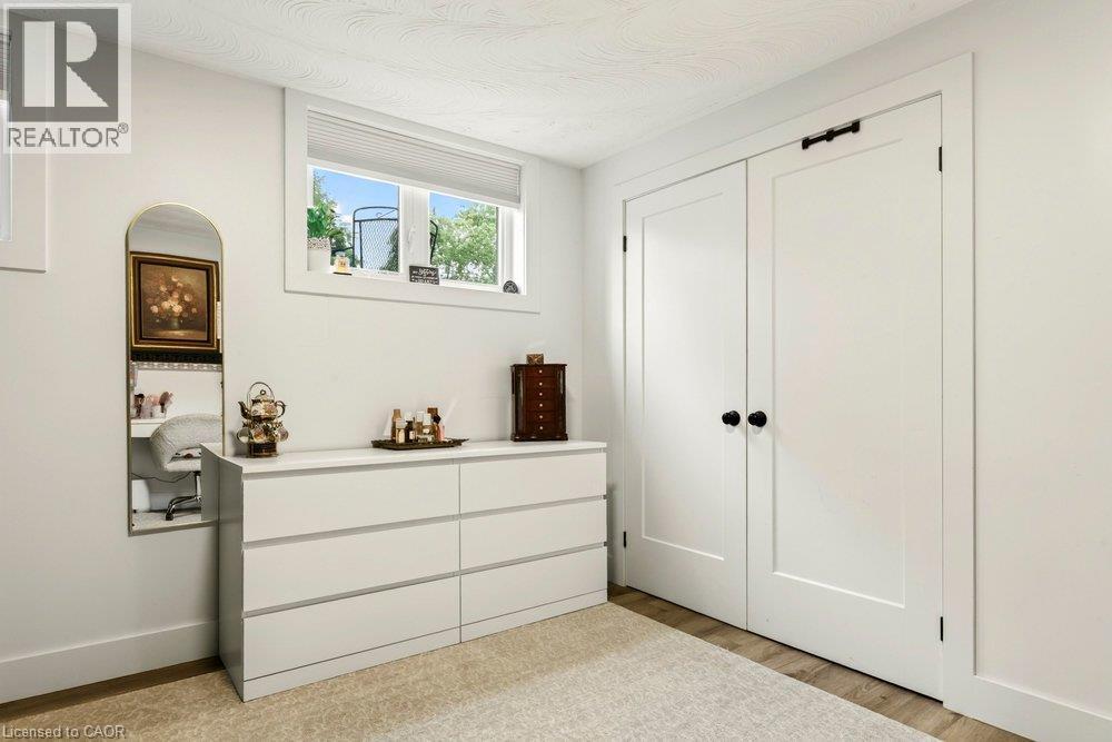 9 MIDWAY Street - Image 34