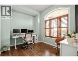 5pc Bathroom - 212 Westland Street, Okotoks, AB T1S2L3 Photo 10